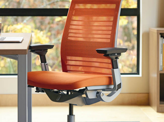 ergonomic-chair-review-the-steelcase-think-main